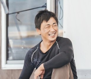 高取 由安
